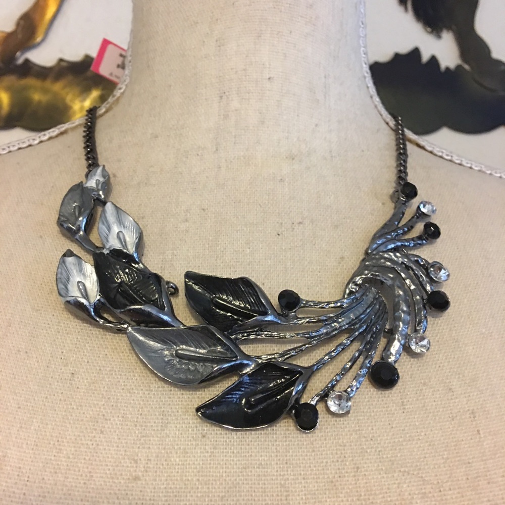 Betsey Johnson silver & black chrome necklace
